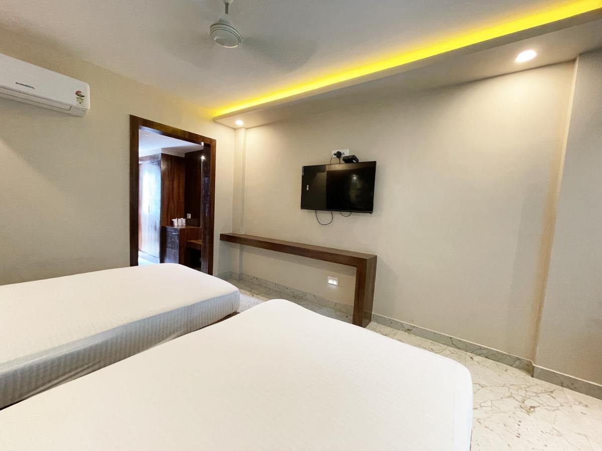 Hotel Ambika Palace New 3*