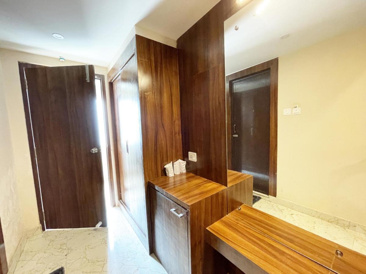 Ambika Palace New Puri
