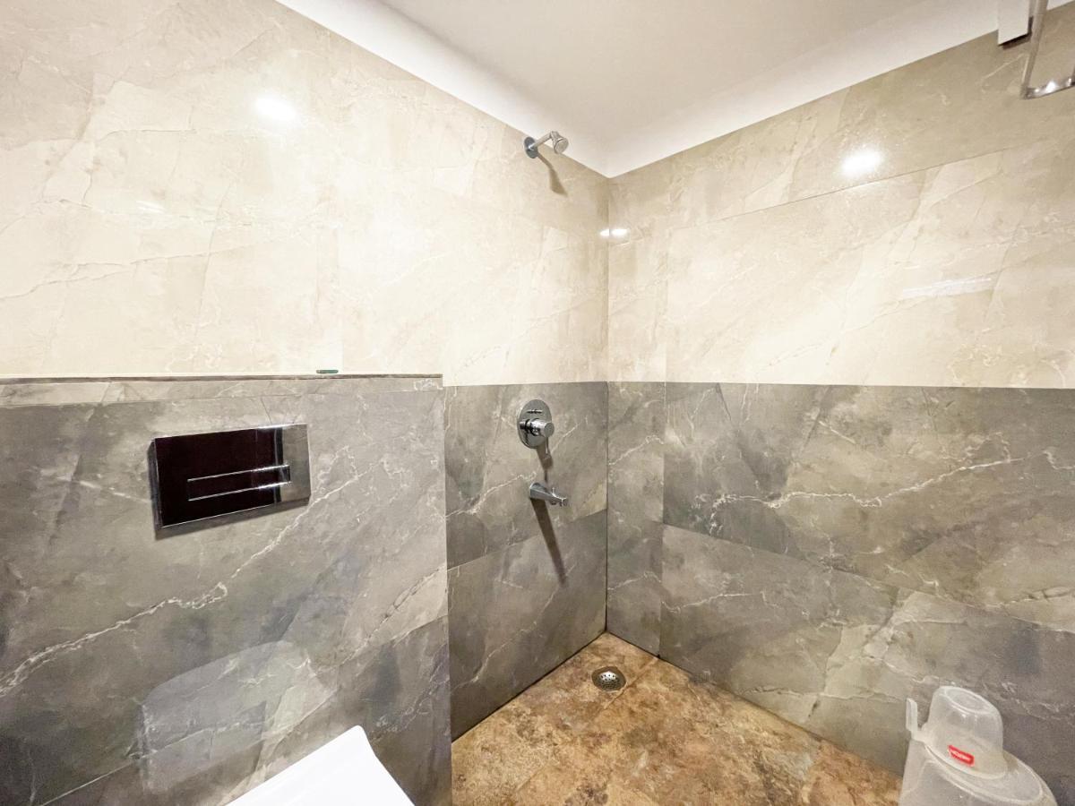 Ambika Palace New Hotel 3*